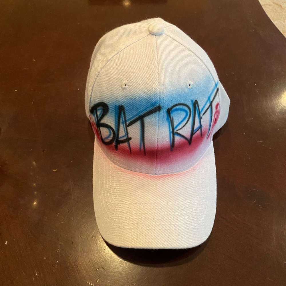 🔥 Bat rat hat